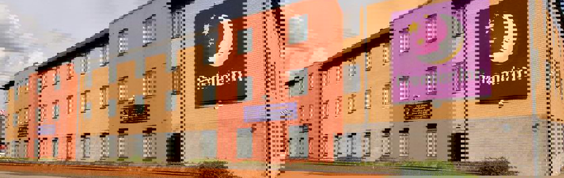 Premier Inn Meadowhall – exterior view of the hotel building.