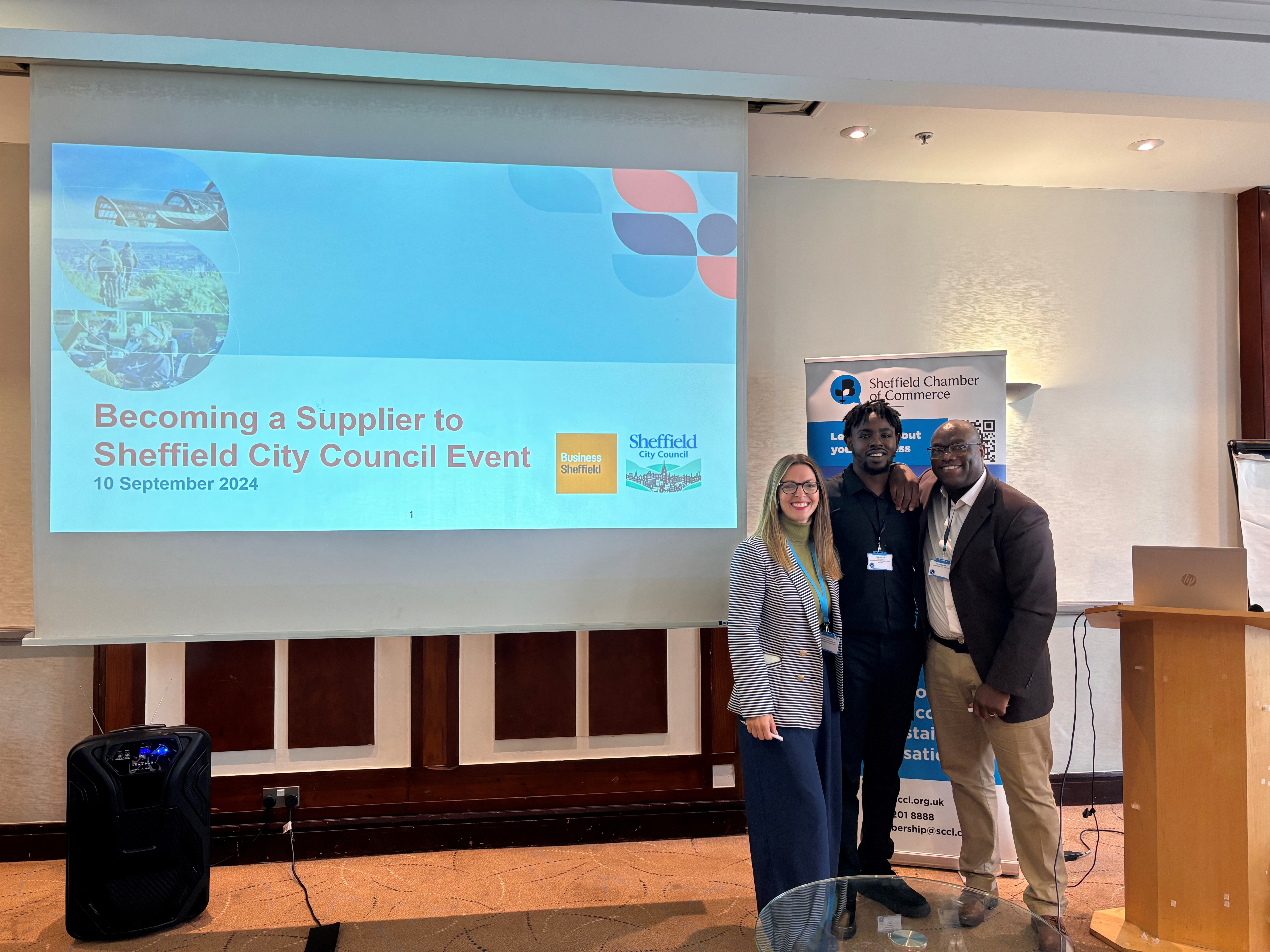 group picture taken at the Meet the buyer event 