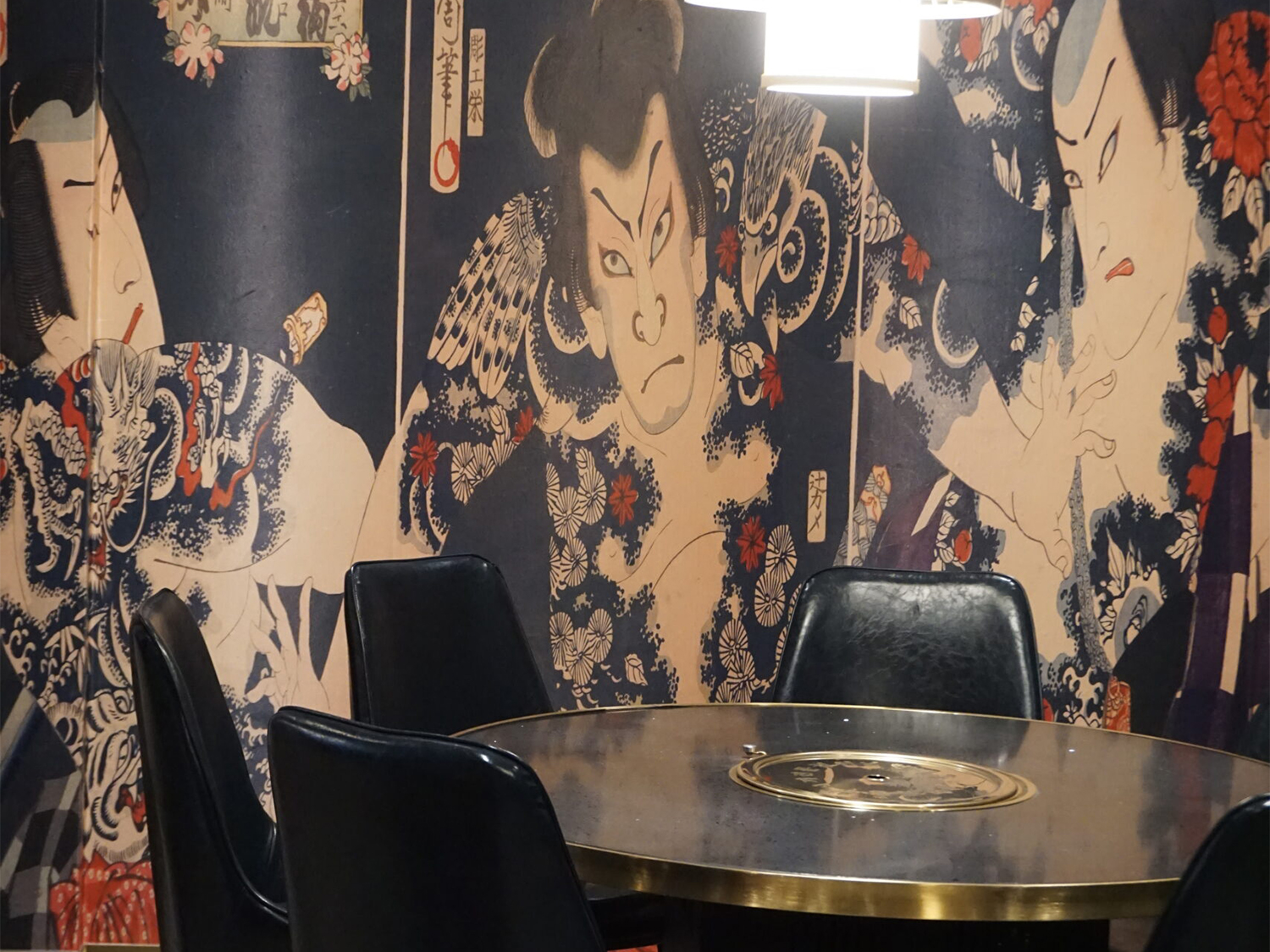 A table at Guyshi BBQ & Bar