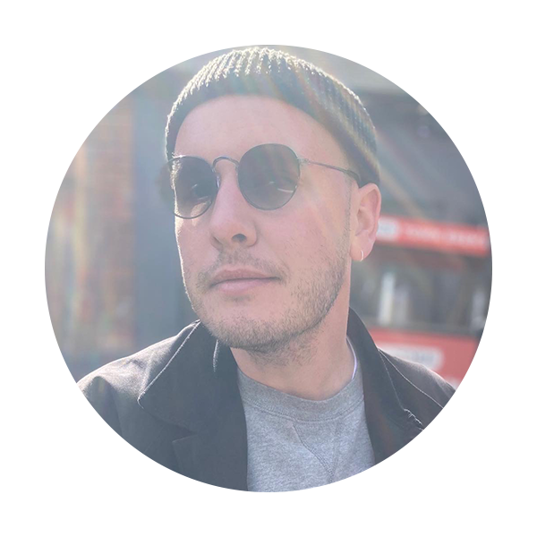 Daniel Dylan Wray headshot