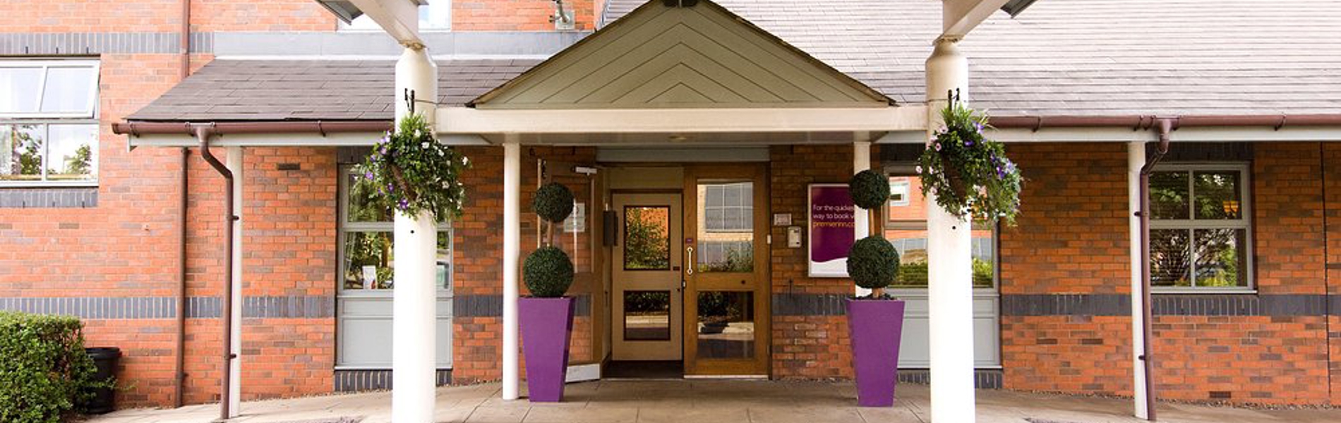 Premier Inn Sheffield Arena – exterior view of the main entrance.