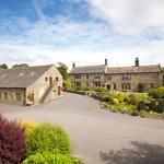 Lovely one-storey and two-storey stone cottages set in beautiful grounds.