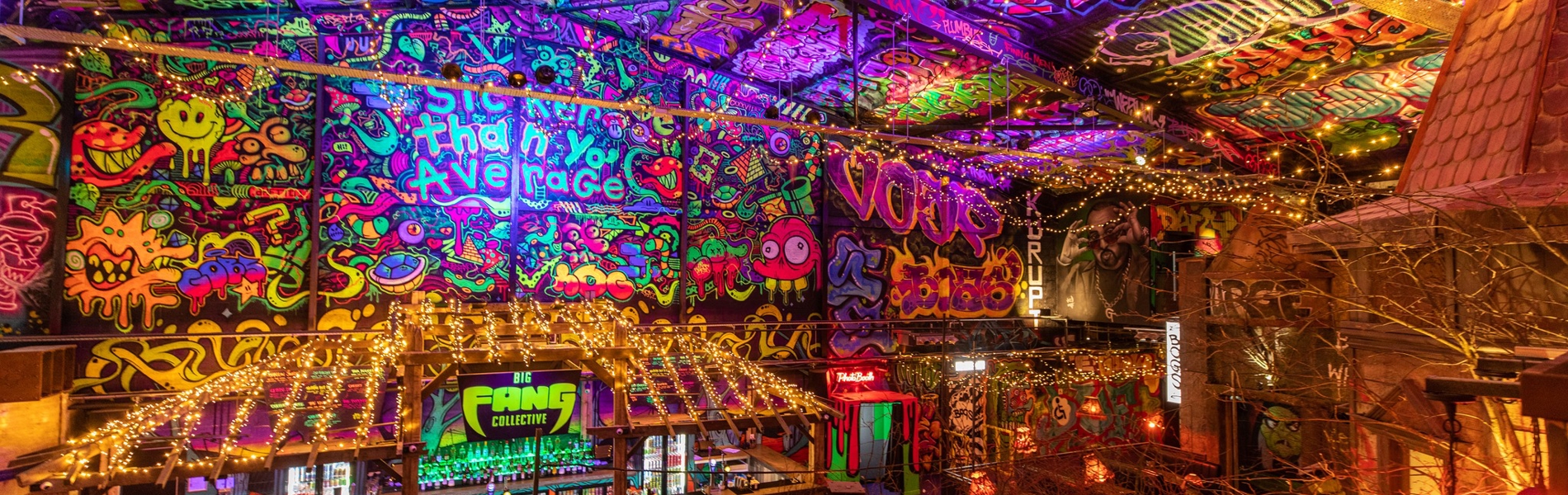 The interior of Golf Fang.