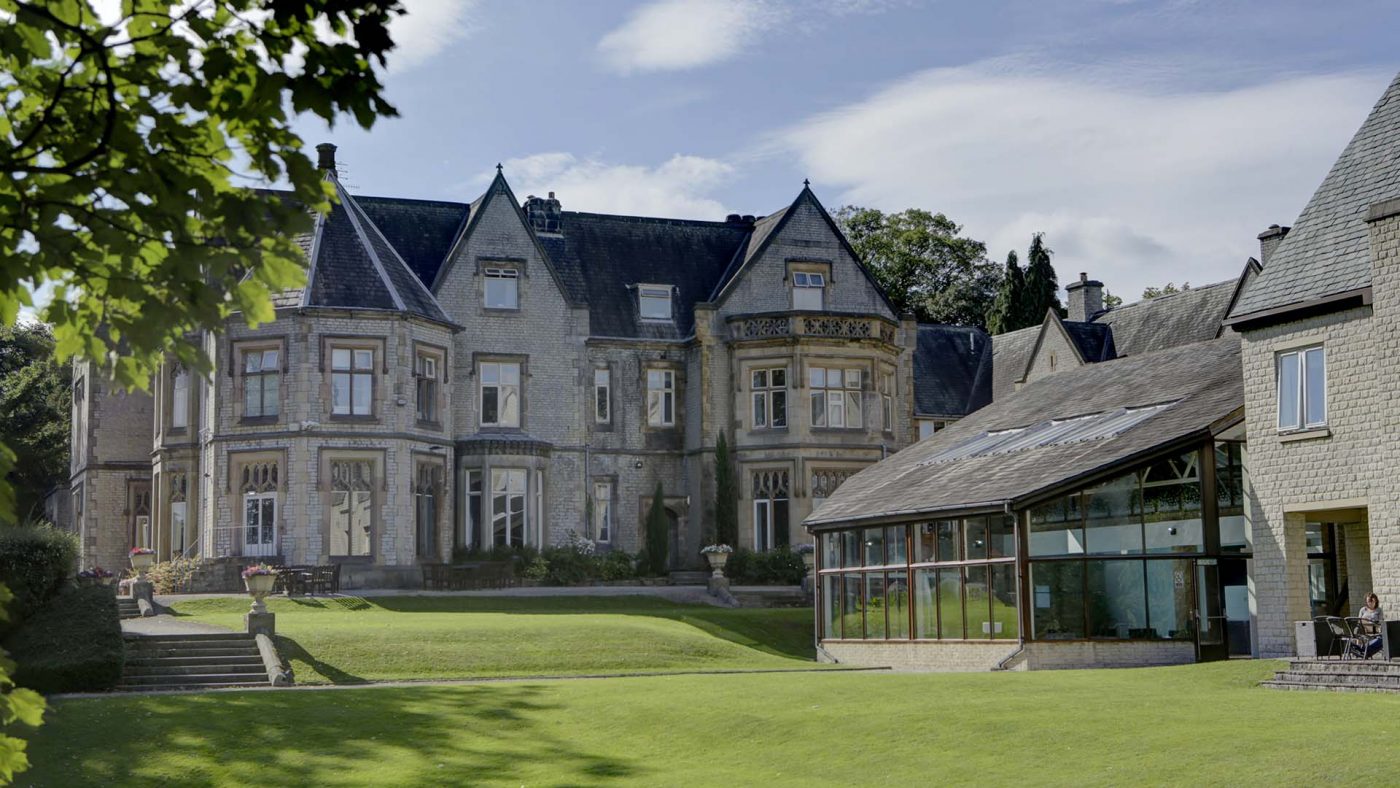 The exterior of Mercure Sheffield Kenwood Hall Hotel And Spa.